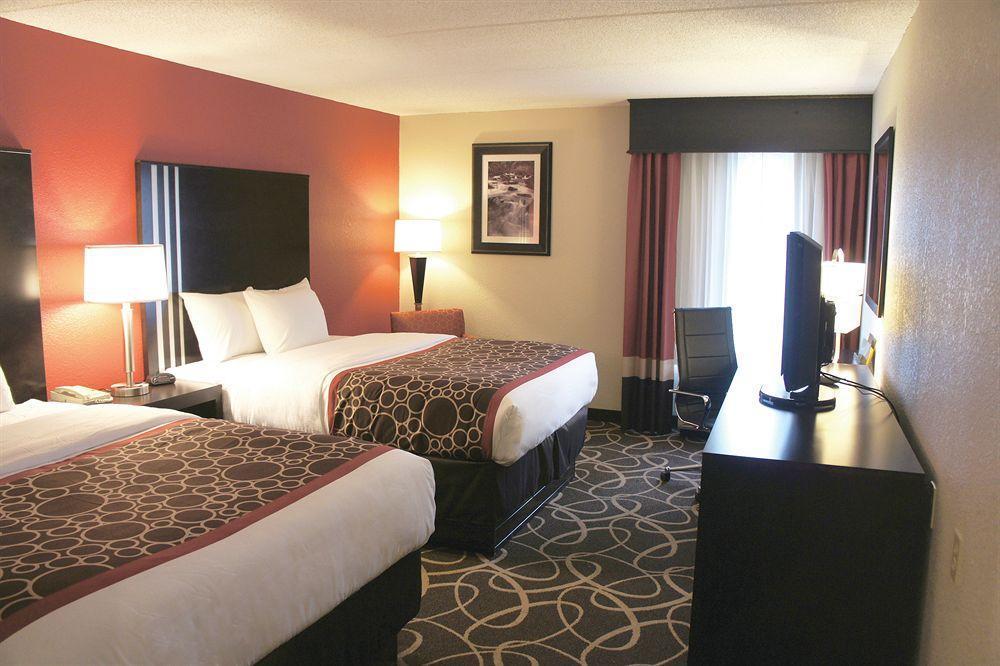 La Quinta Inn & Suites - New River Gorge National Park Summersville Exterior photo